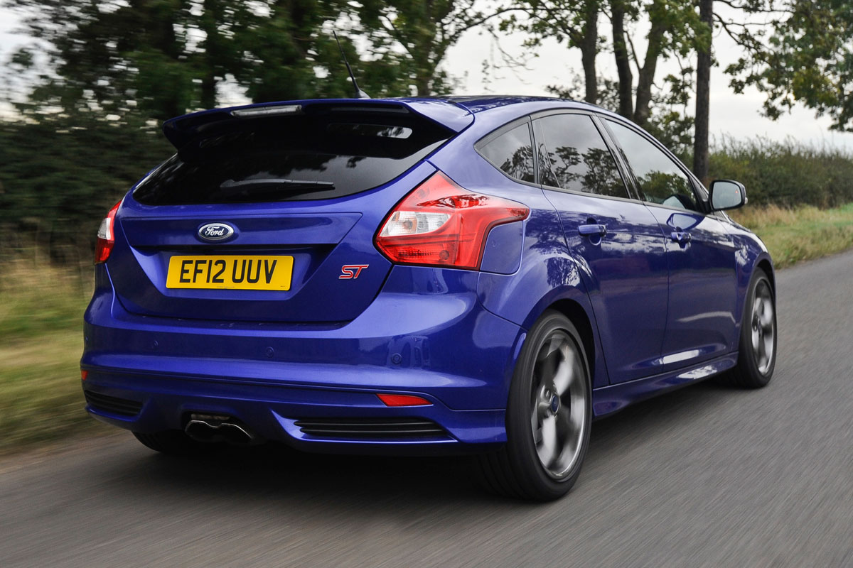 Ford Focus ST rear tracking