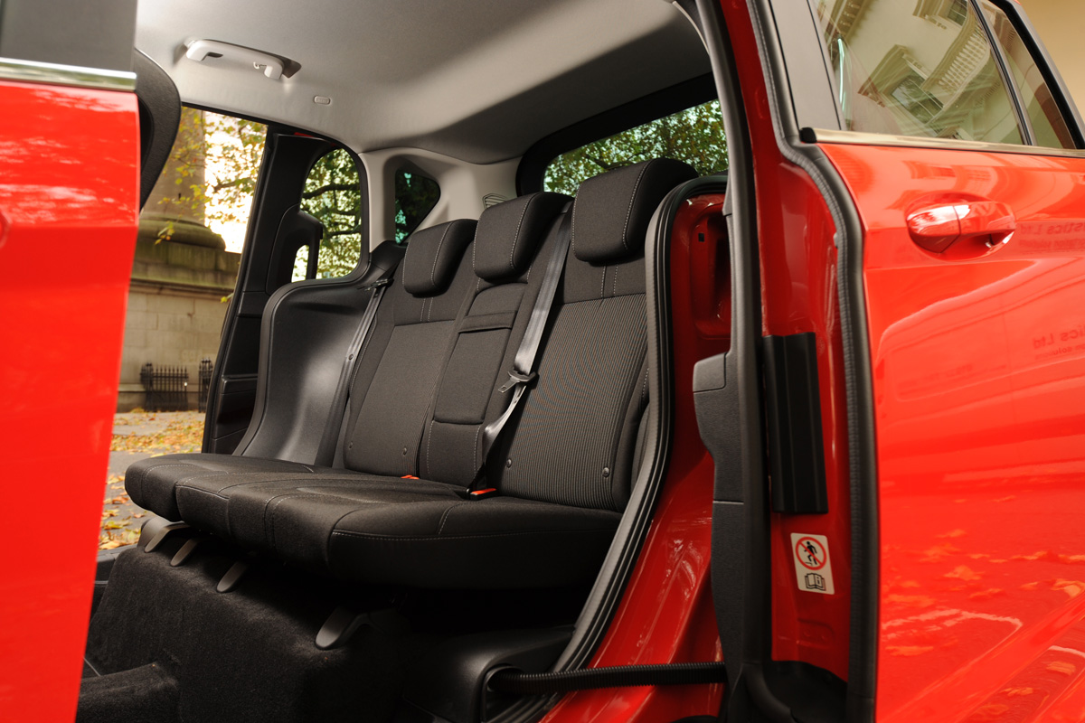 Ford B-MAX 1.0 EcoBoost rear seats