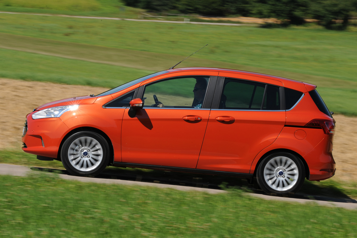 Ford B-MAX panning