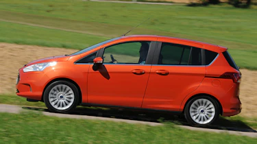 Ford B-MAX panning