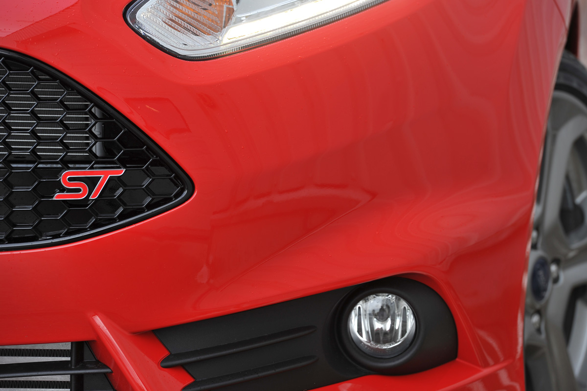 Ford Fiesta ST grille