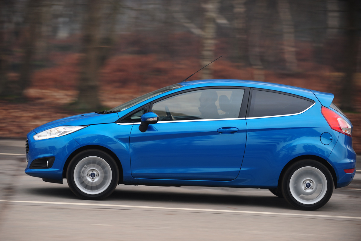 Ford Fiesta panning