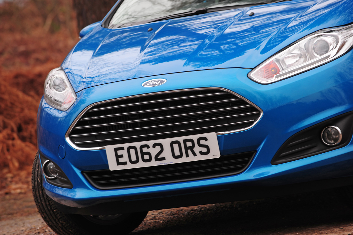Ford Fiesta grille