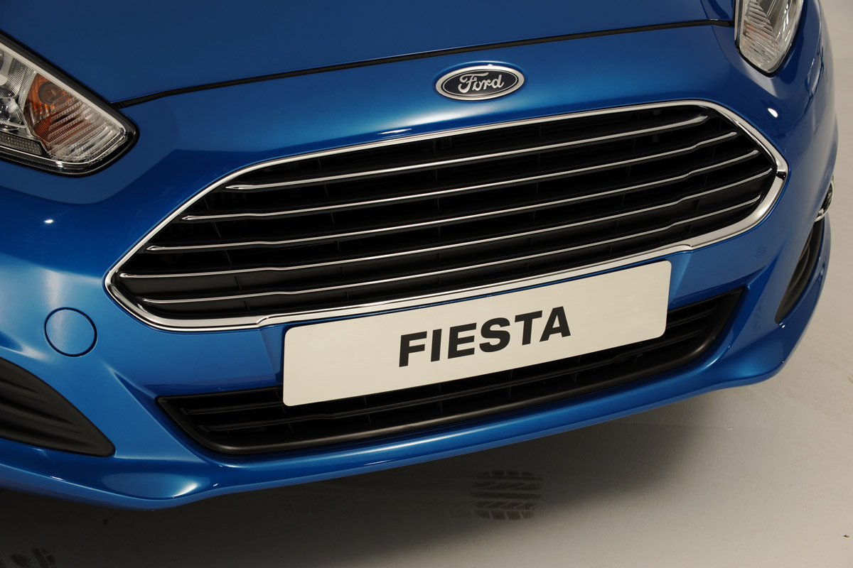 Ford Fiesta facelift front grille