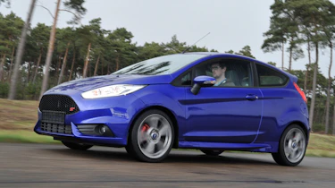 Ford Fiesta ST side