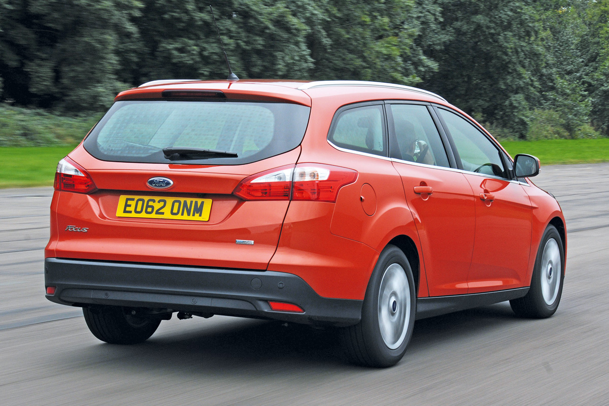 Ford Focus Estate rear tracking