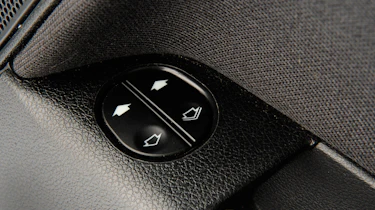 Ford Fusion electrics