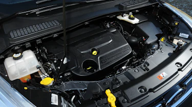 New Ford Kuga engine