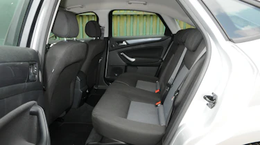 Ford Mondeo Graphite rear seats