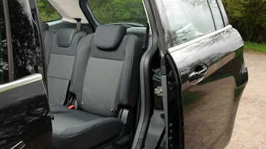 Ford Grand C-MAX seats
