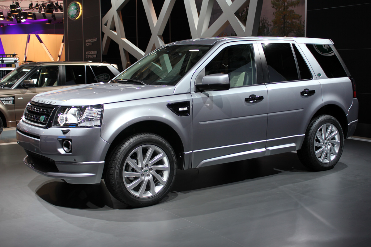 2013 Land Rover Freelander side