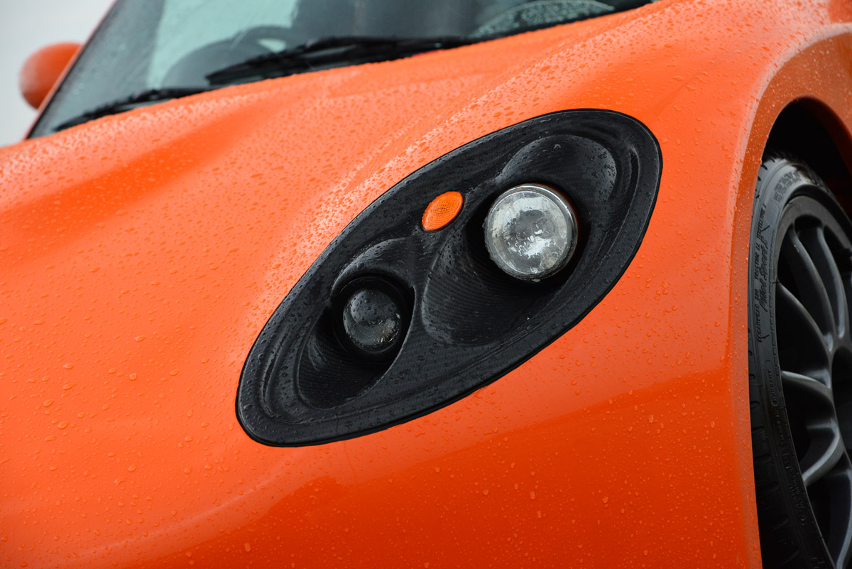 Ginetta G40R headlight