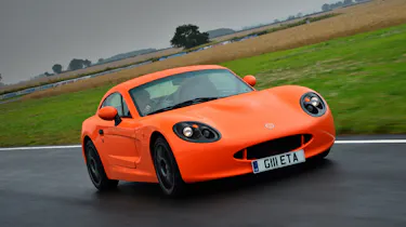 Ginetta G40R front