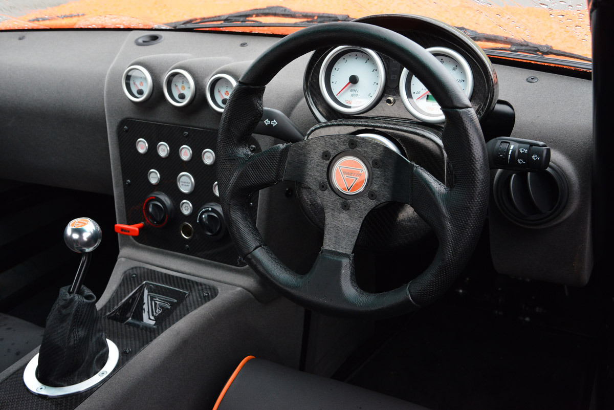 Ginetta G40R interior
