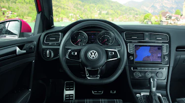 New Golf GTD dash