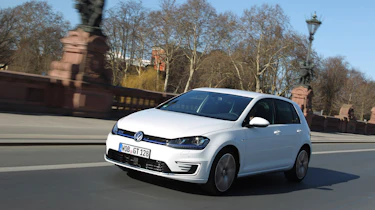 Volkswagen Golf GTE 2014 front