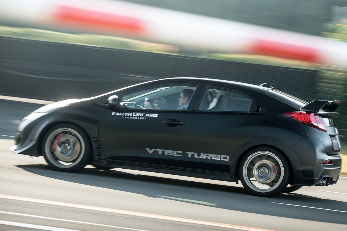 Honda Civic Type R 2015 profile action