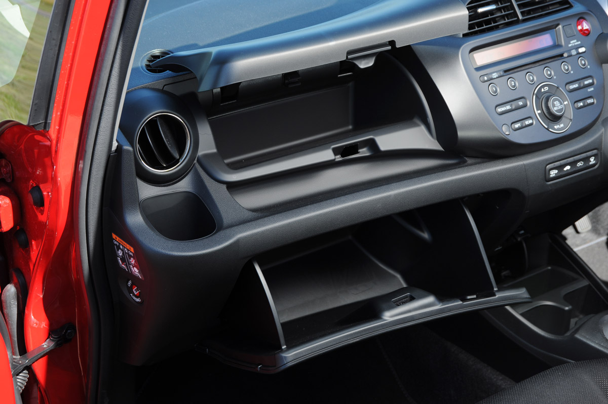 Honda Jazz Si interior detail