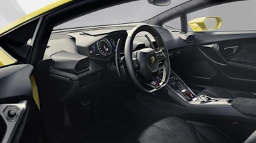 Lamborghini Huracan interior