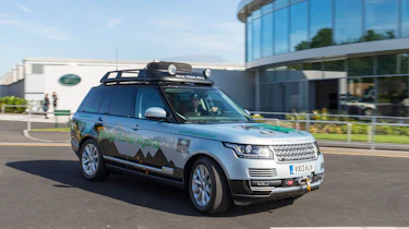 Range Rover Hybrid 15