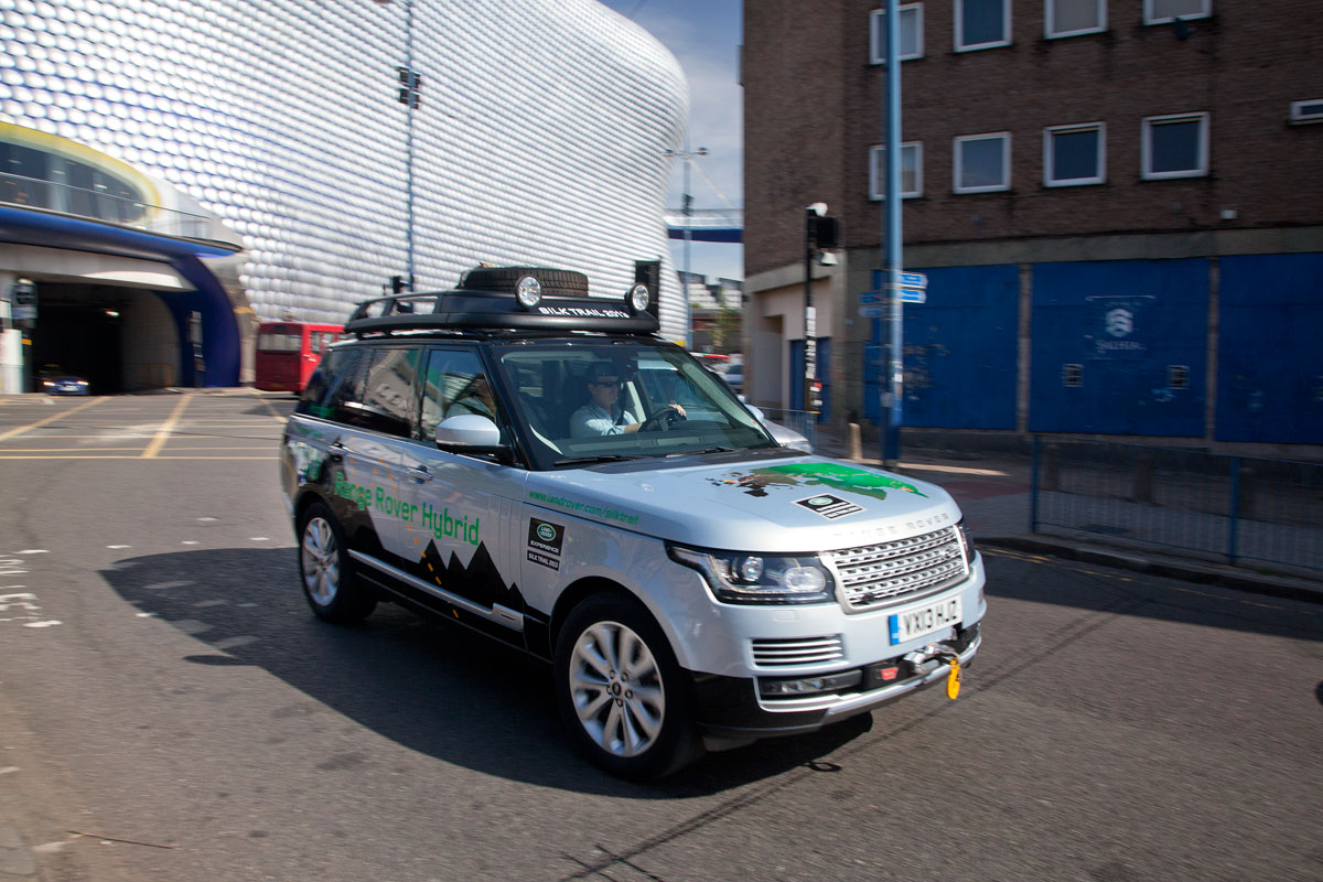 Range Rover Hybrid 14