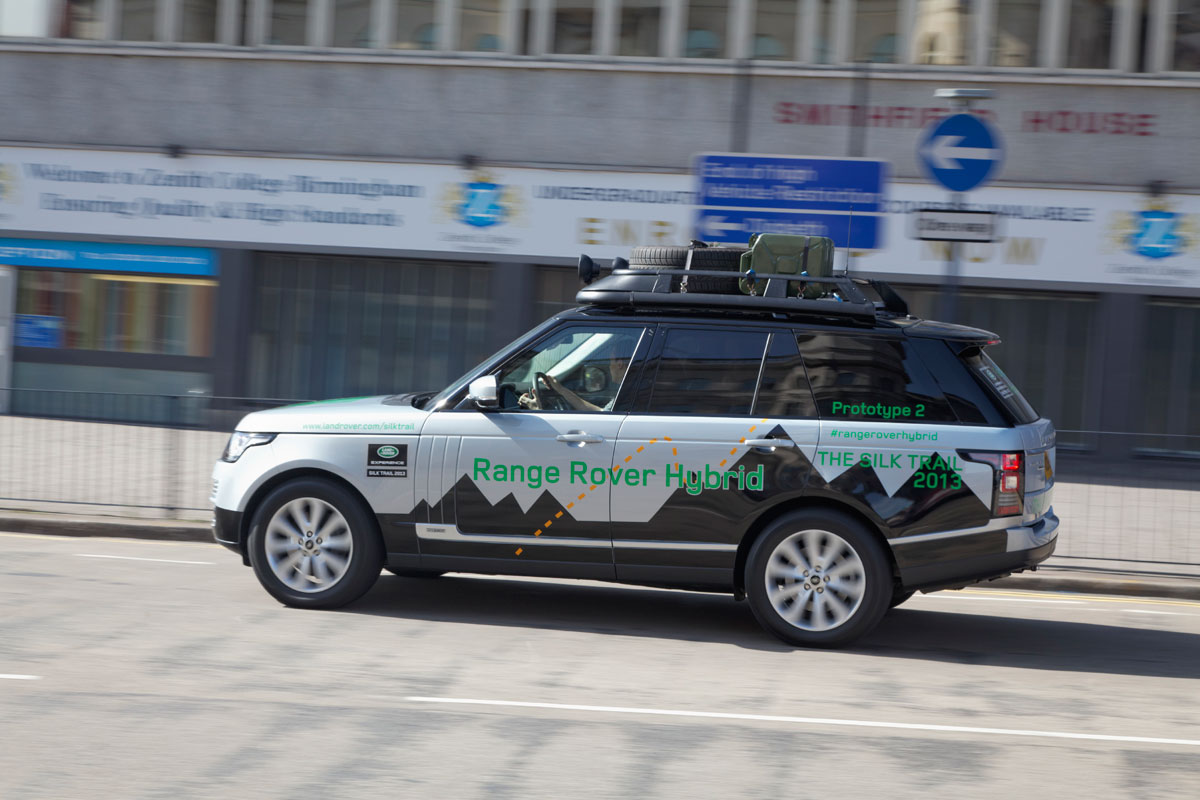 Range Rover Hybrid 13