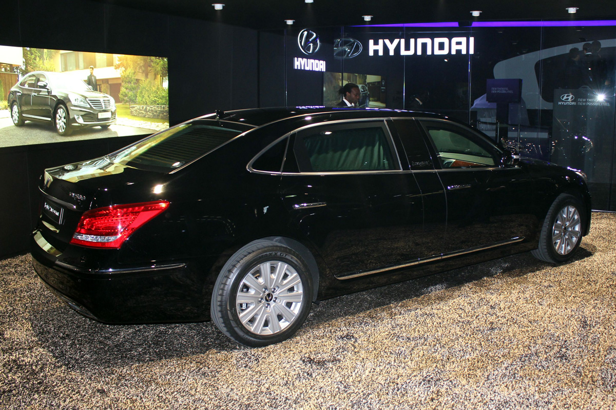 Hyundai Equus