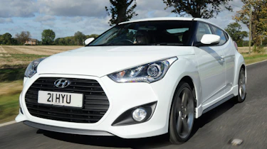 Hyundai Veloster Turbo front tracking
