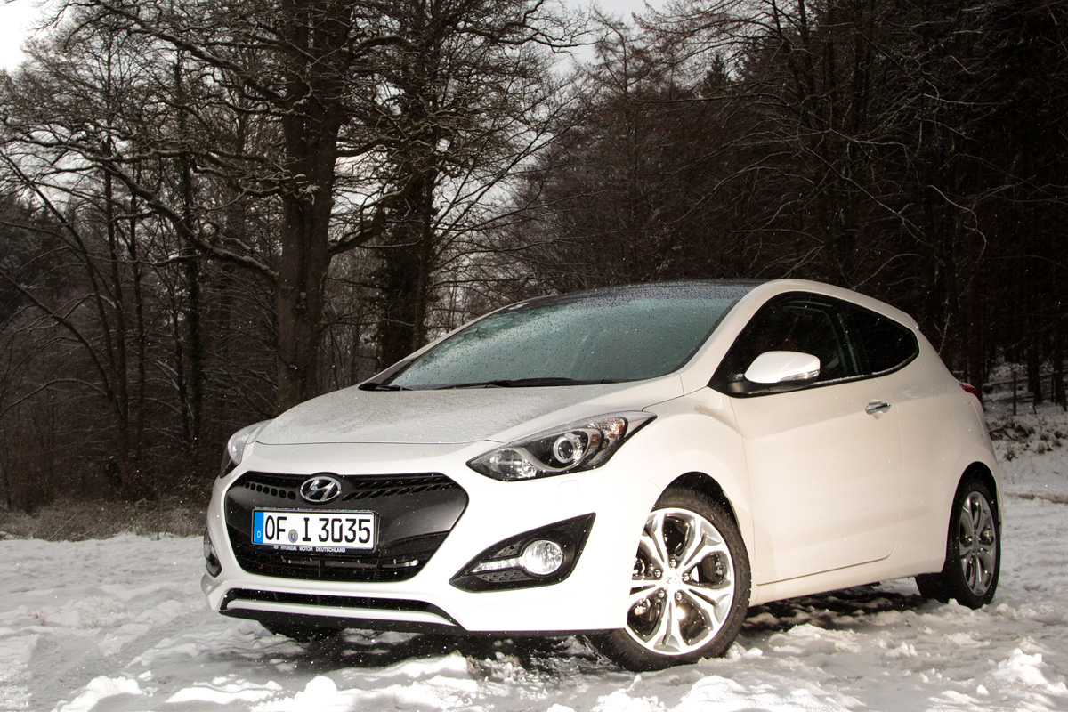 Hyundai i30 3dr boot