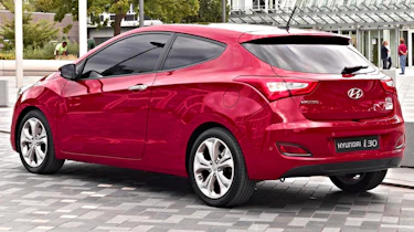 Hyundai i30 3dr rear tracking