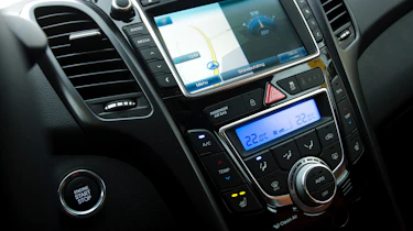 Hyundai i30 3dr centre console