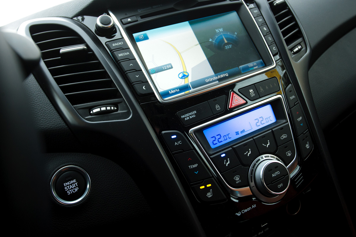 Hyundai i30 3dr foglight