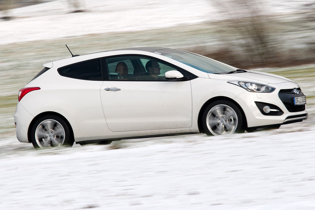 Hyundai i30 3dr panning