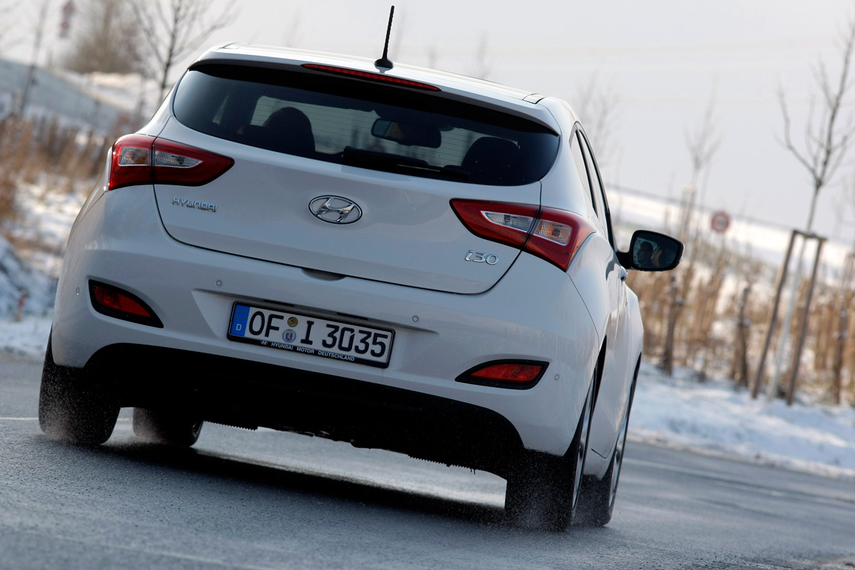 Hyundai i30 3dr rear