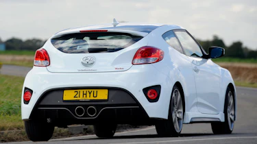 Hyundai Veloster Turbo rear cornering