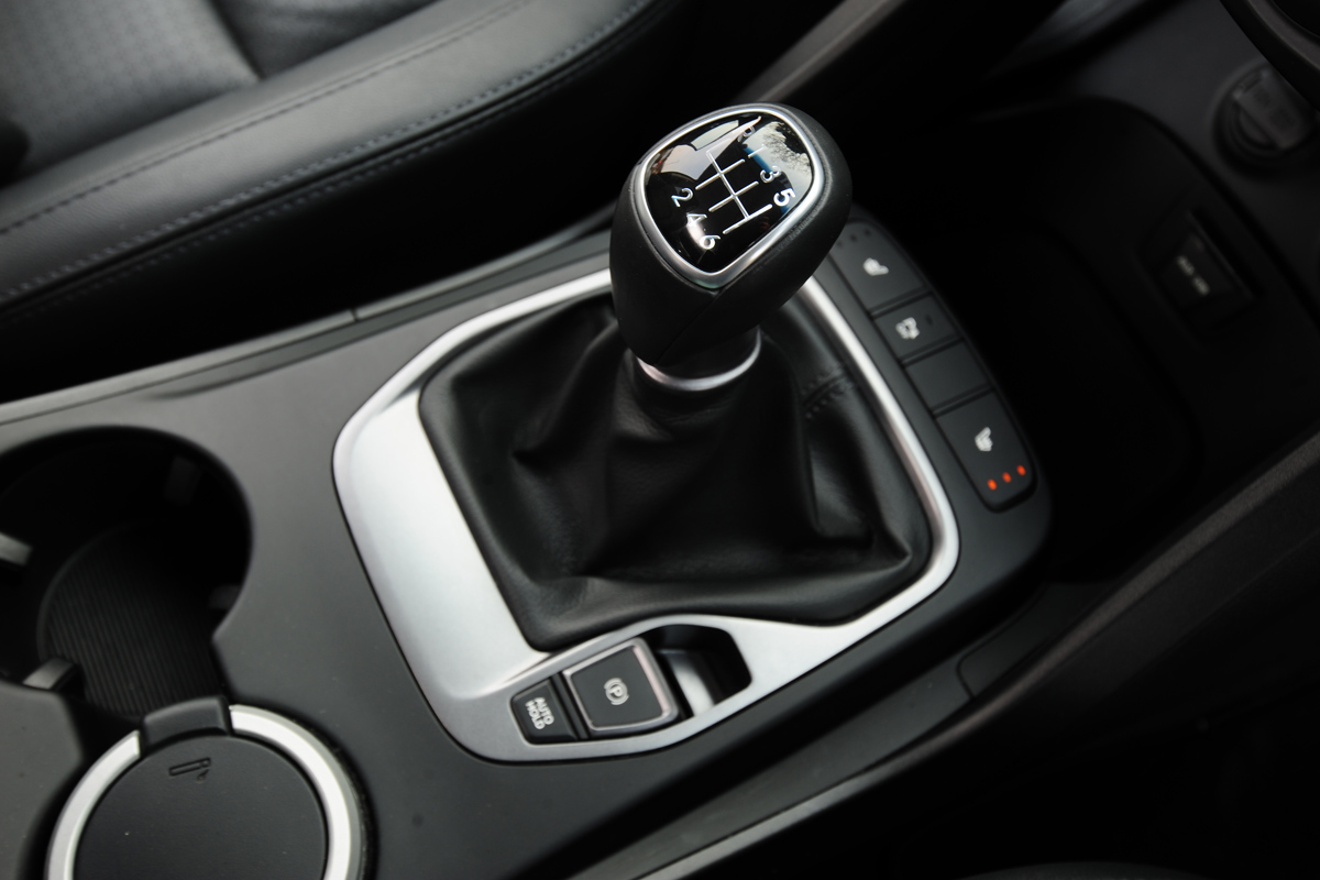 Hyundai Santa Fe 2.2 CRDi Premium gearlever