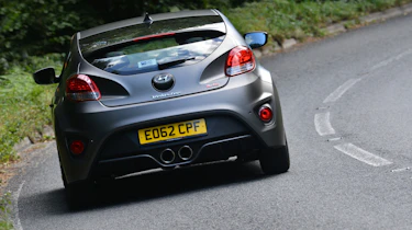 Hyundai Veloster Turbo rear action