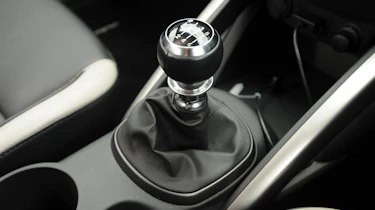 Hyundai Veloster Turbo gearlever