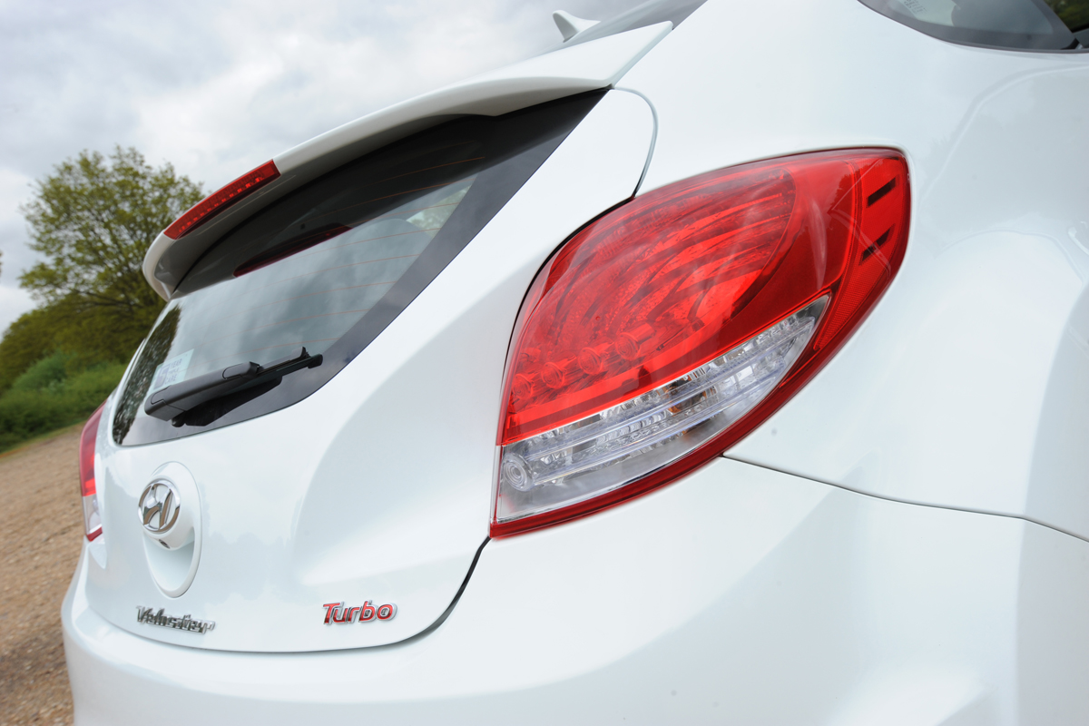 Hyundai Veloster Turbo taillight