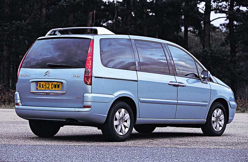 Rear view of Citroen C8