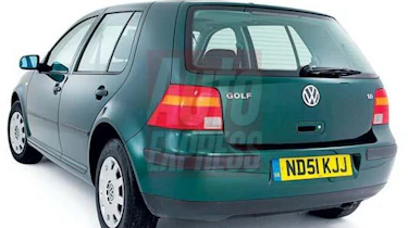 Rear view of Volkswagen Golf MkIV