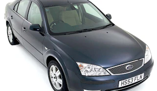 Front view of Ford Mondeo
