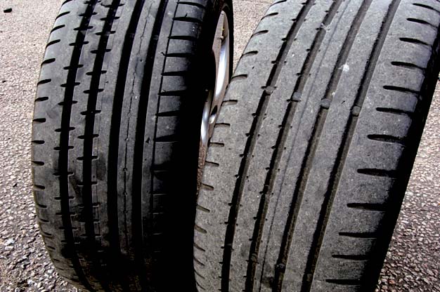 VW Golf tyre image