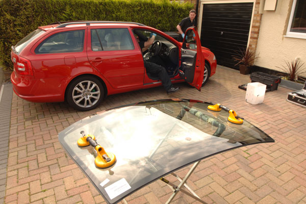 Windscreen repair
