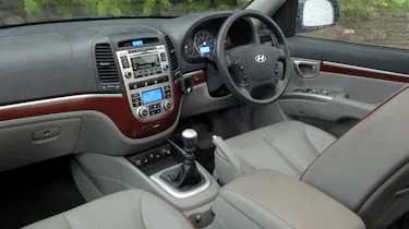 Hyundai Santa Fe CDX+ front seats