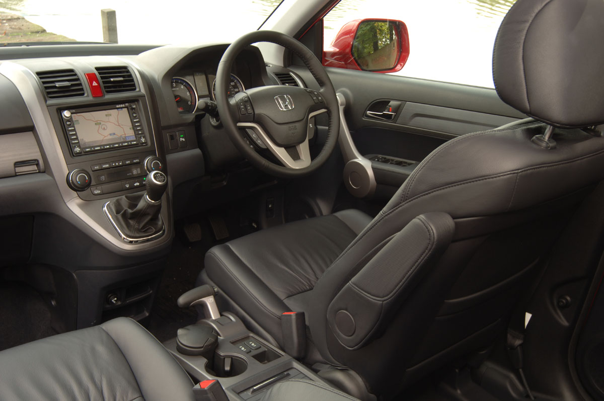 Honda CR-V i-CTDi EX cabin