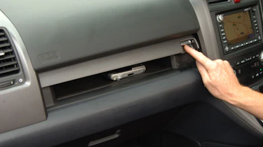 Honda CR-V i-CTDi EX glovebox