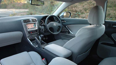 Lexus IS220d SE