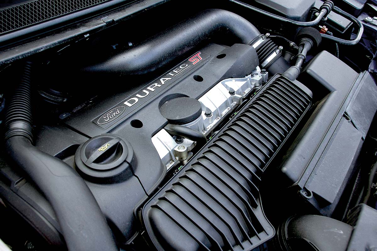 Ford Focus ST-2 engine