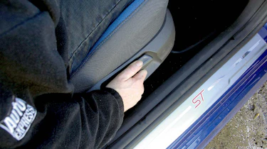 Ford Focus ST-2 seats
